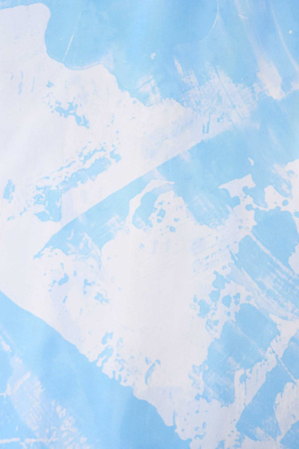 Chemise en soie manche courtes "Blue Strates"