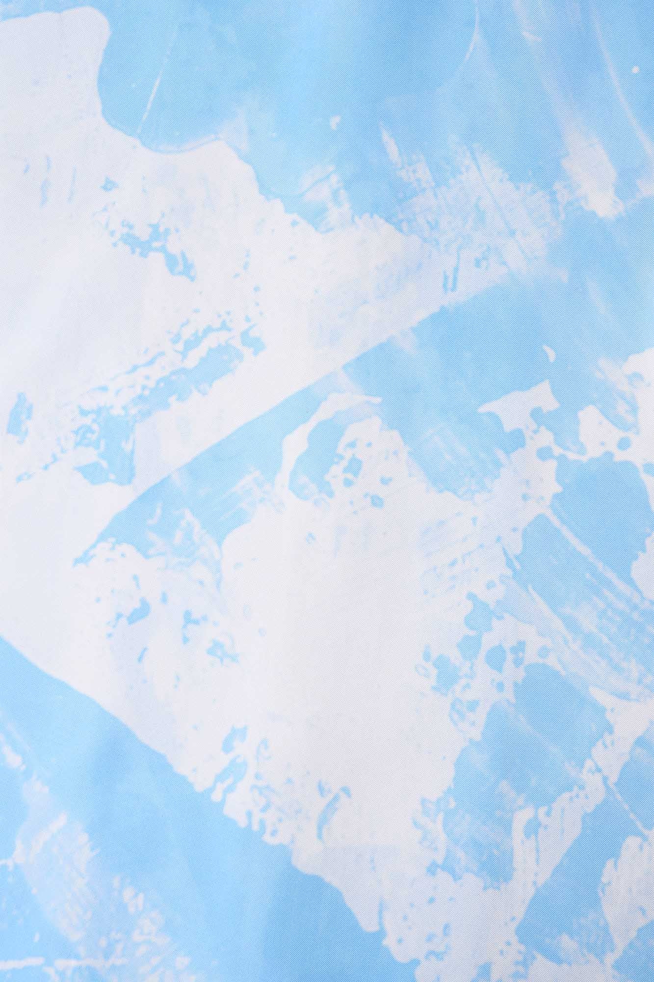 Chemise en soie manche courtes "Blue Strates"