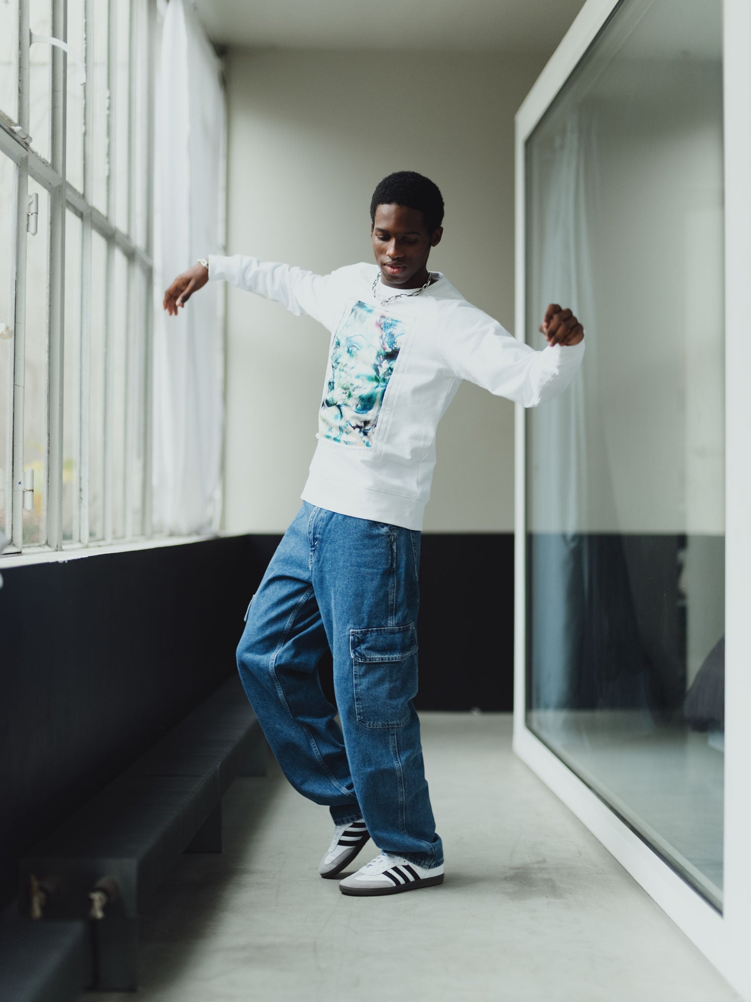Sweat blanc avec patch soie "Manuela"