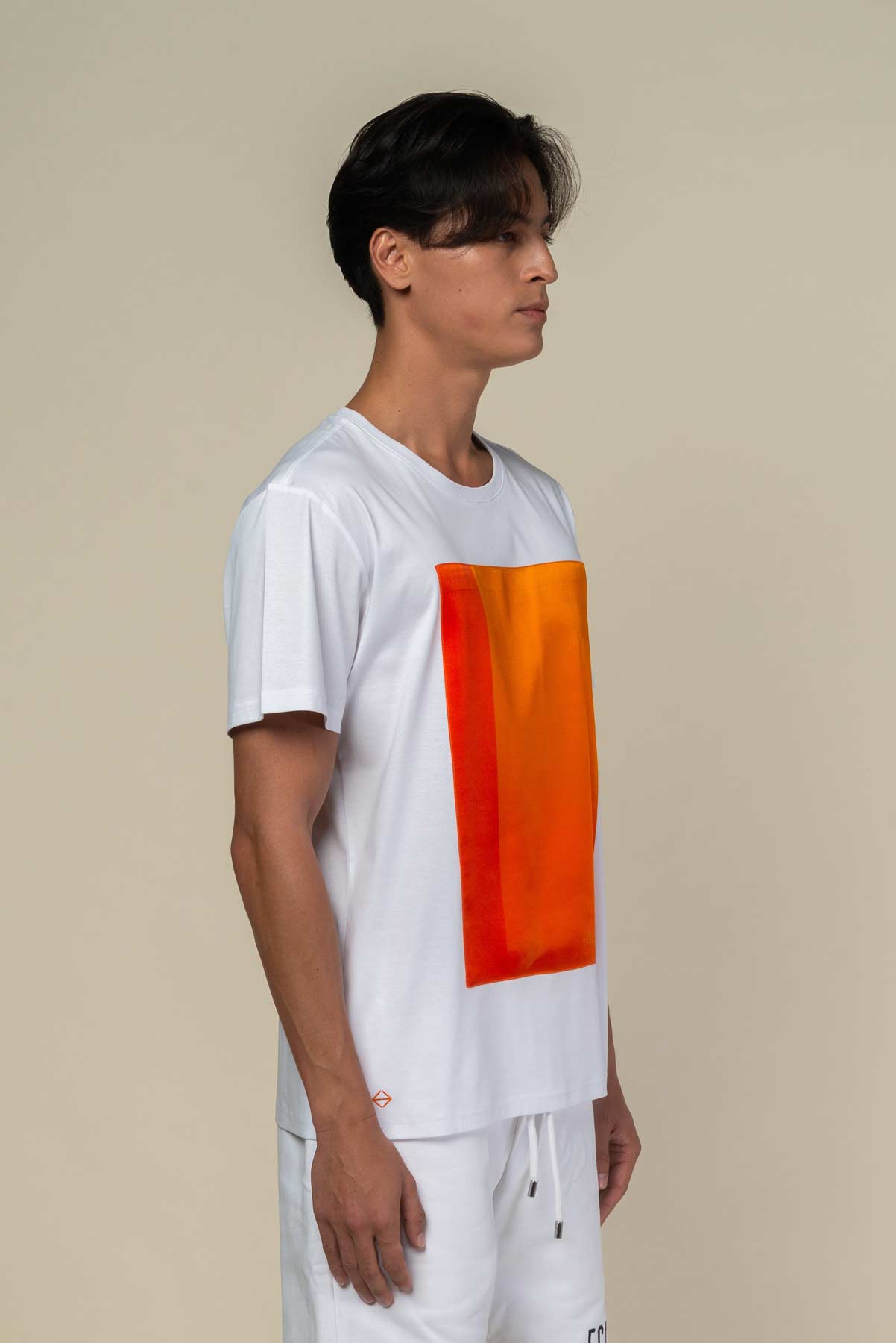 T-shirt blanc avec patch soie