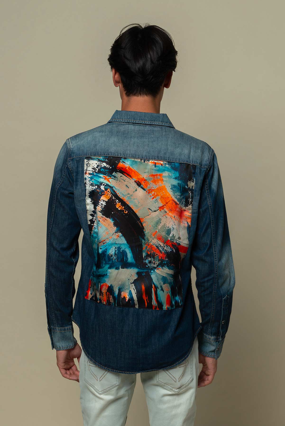 Chemise en Jean homme avec patch soie