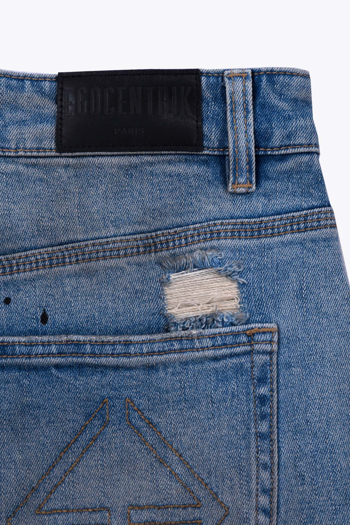 Jean Homme used brodé au dos