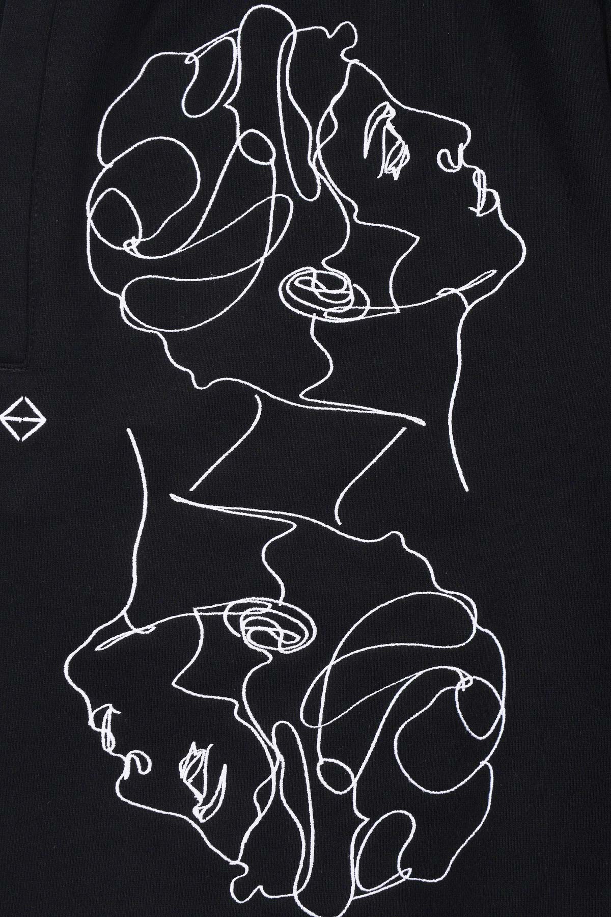 Short noir avec broderie "Twins"