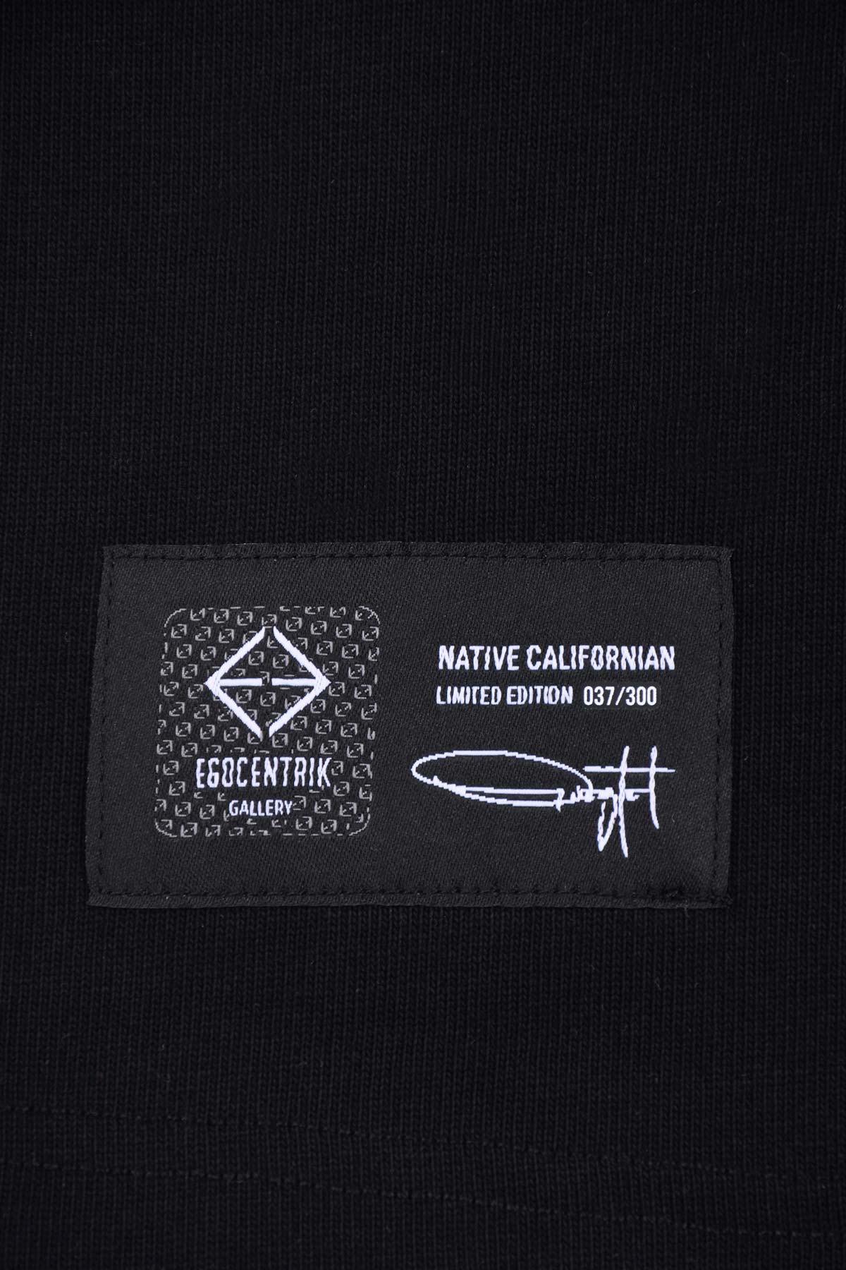 T-Shirt noir coton avec patch soie "Californian Native"