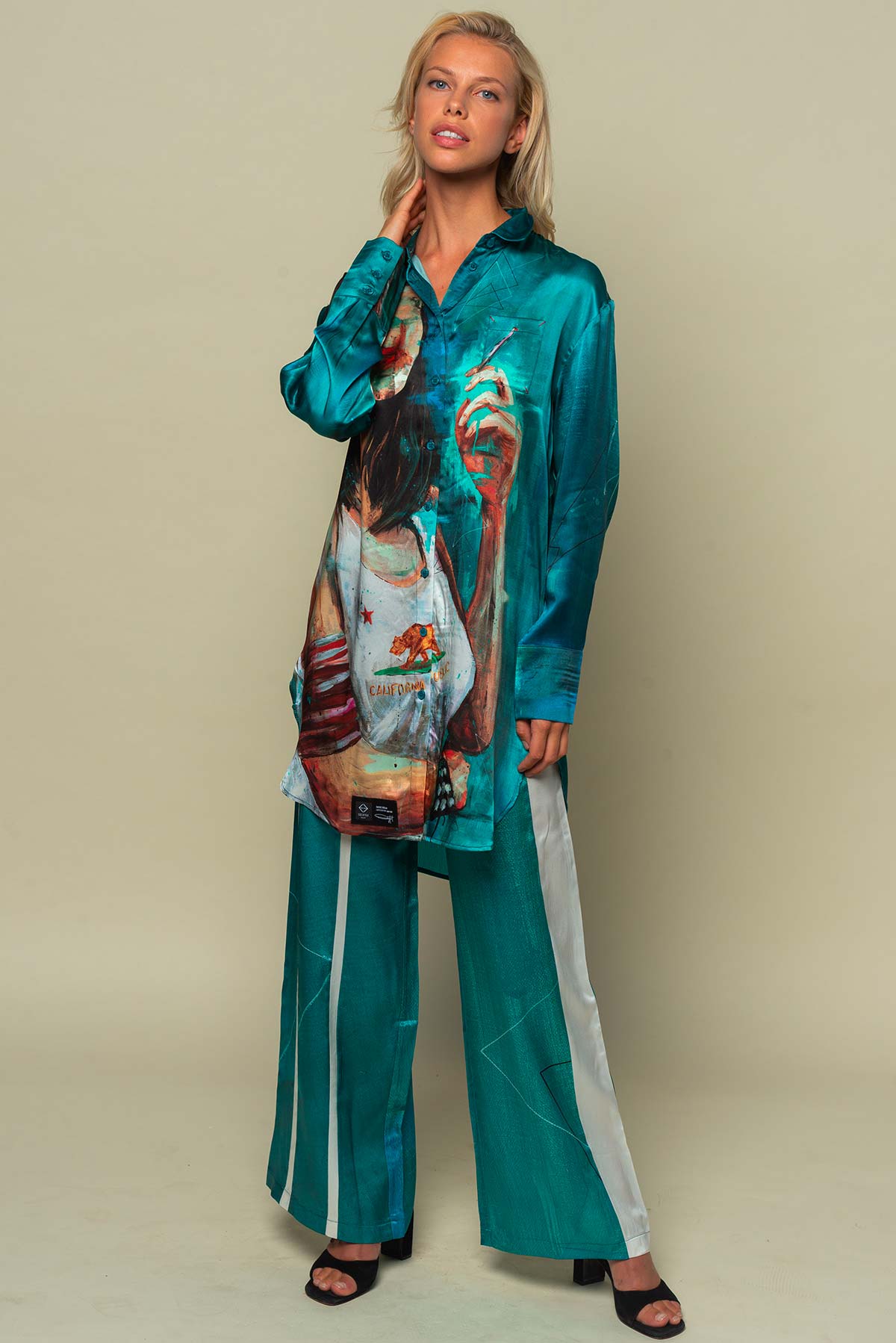 Chemise femme en soie "Smoke Break"