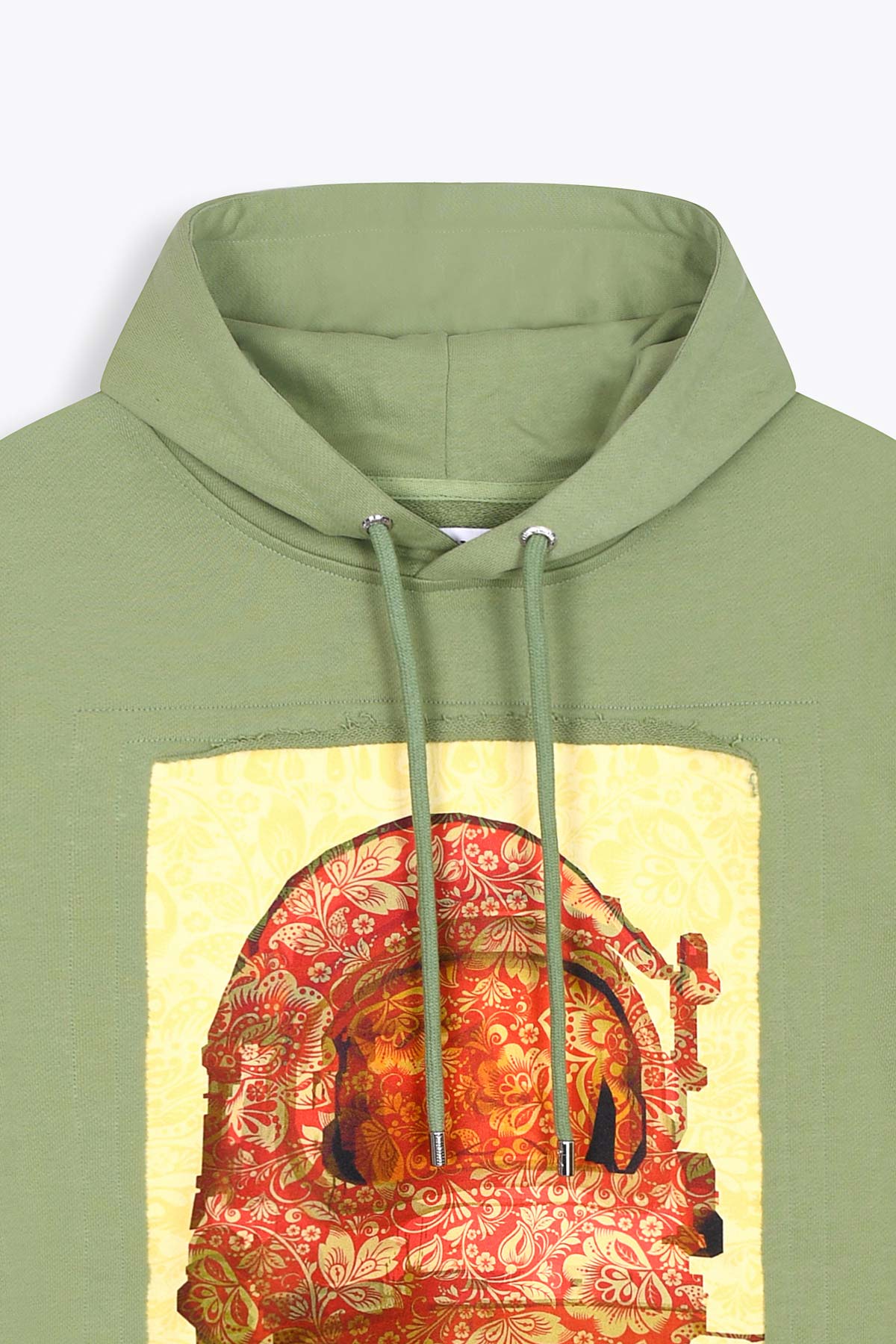Hoodie Vert avec patch soie "Exploration"