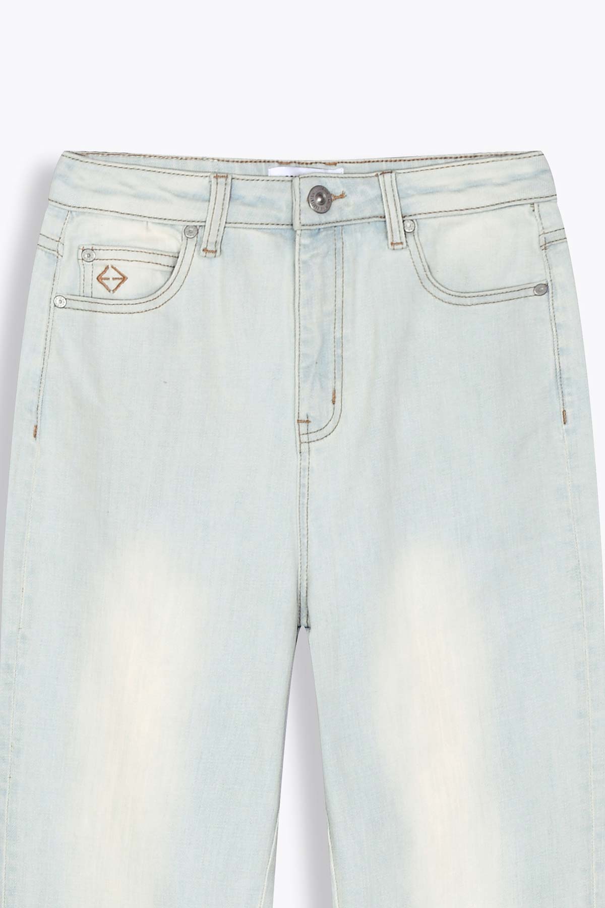Jean femme coupe droite