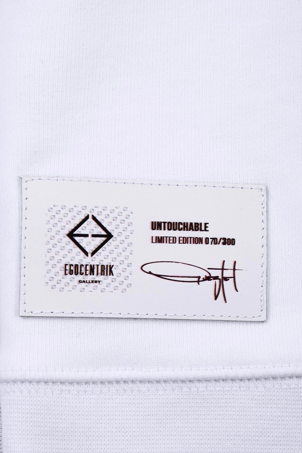 Sweat blanc avec patch soie "Untouchable"