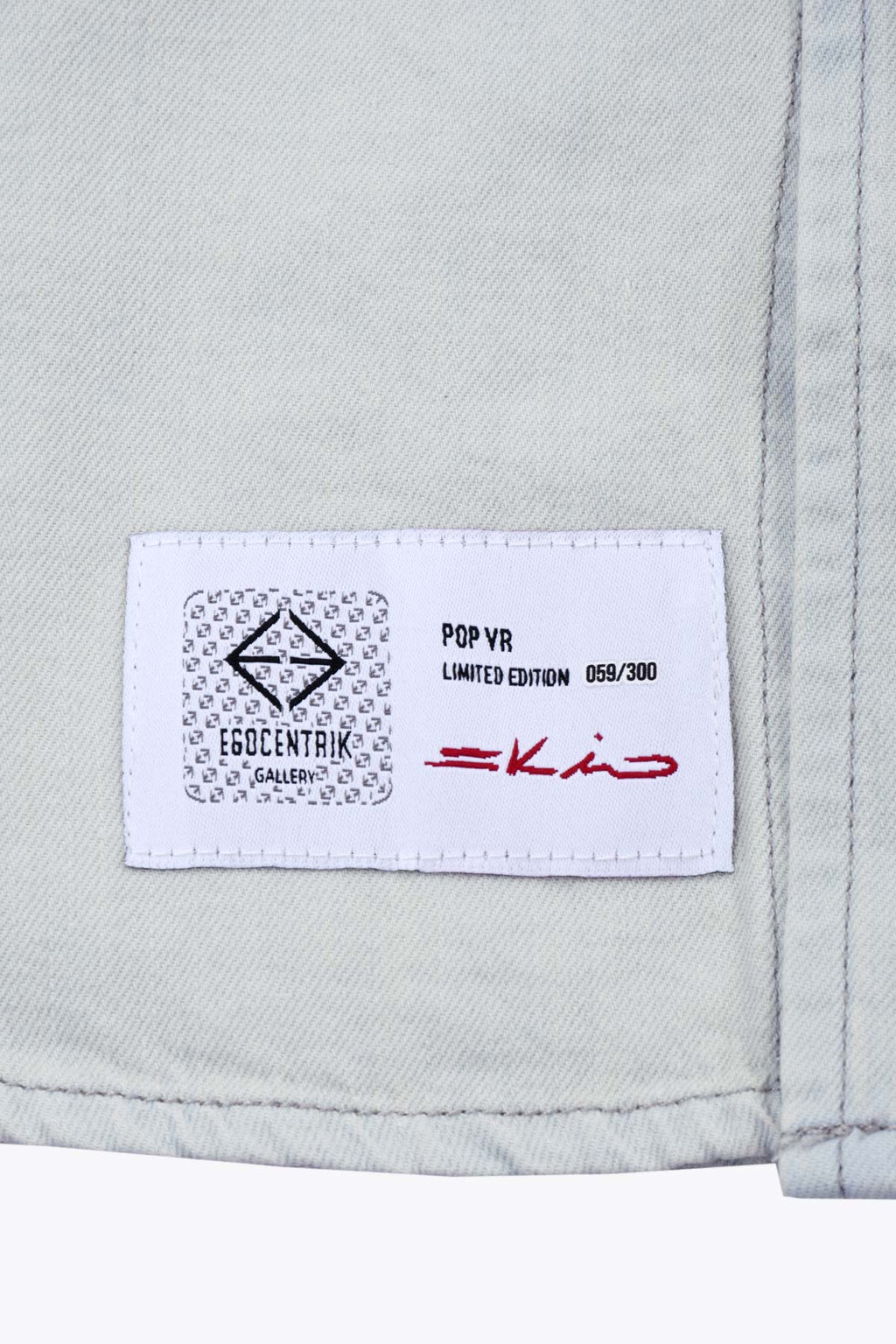 Chemise en Jean homme avec patch soie "Pop VR"