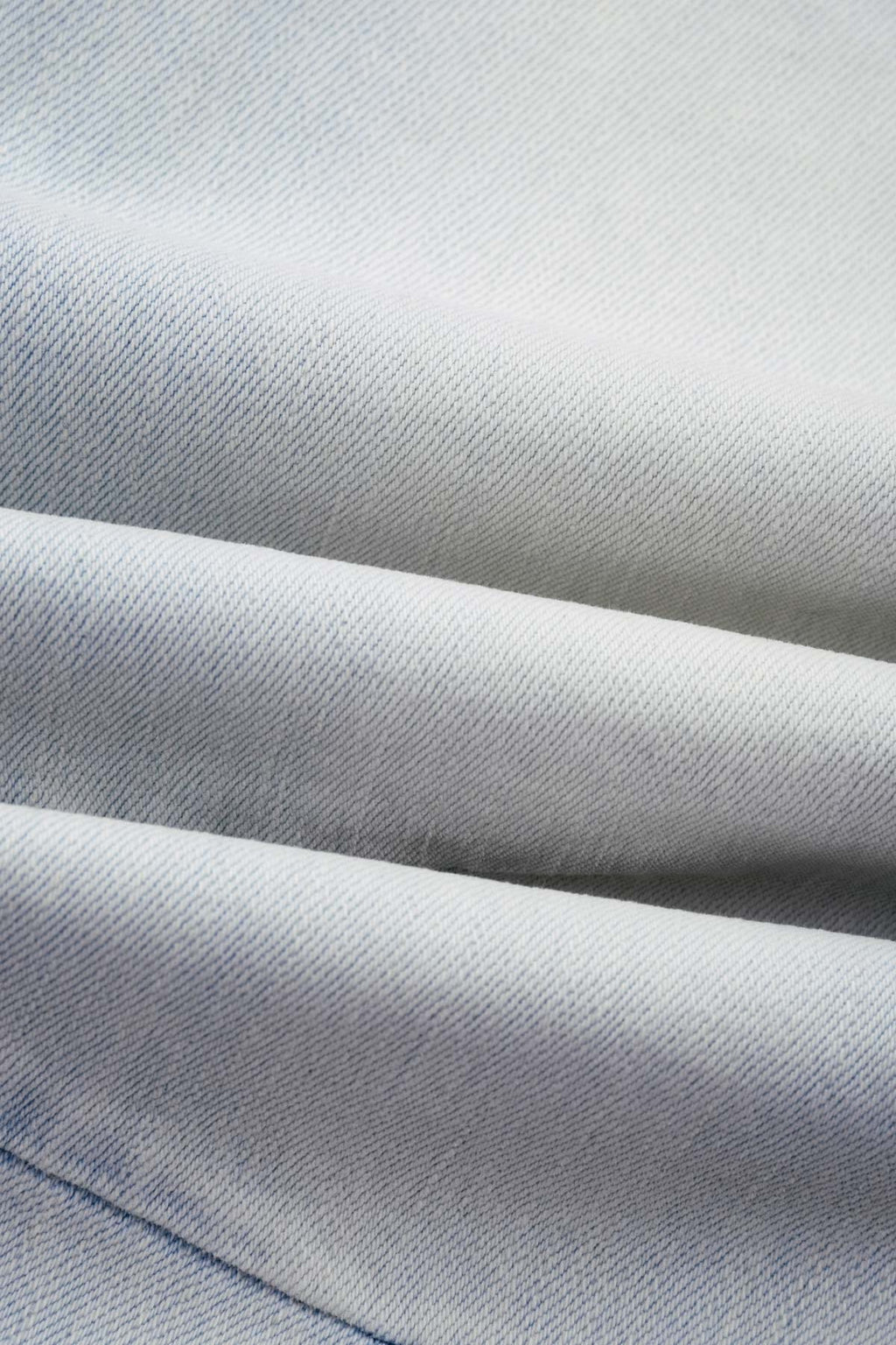 Jean Homme used Bleu clair