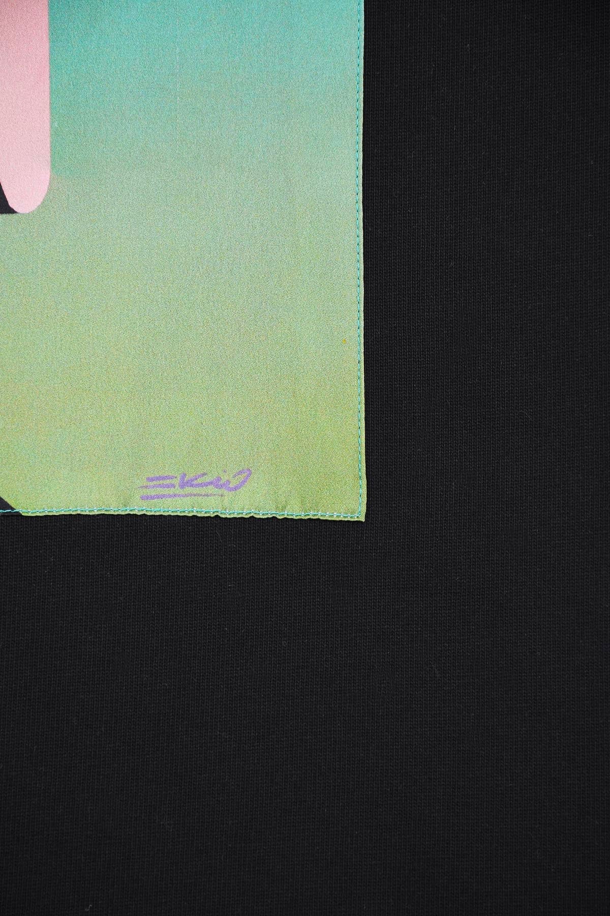 T-Shirt noir Oversized patch soie "Geisha"