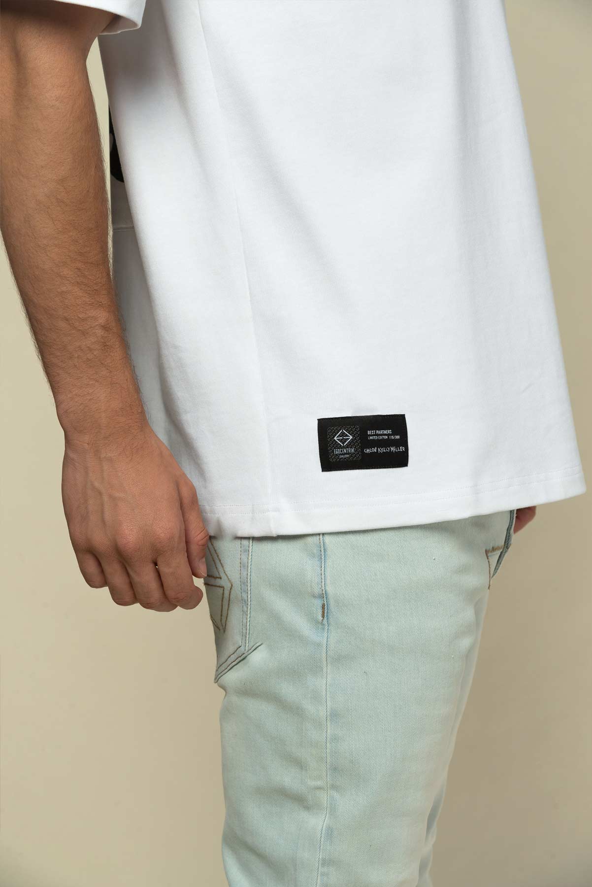 T-shirt blanc Oversized avec patch soie